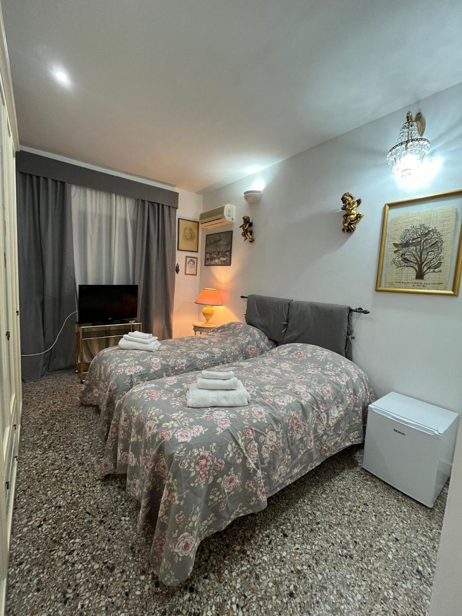 Stanza Con Ottima Posizione Hotel Rome Buitenkant foto